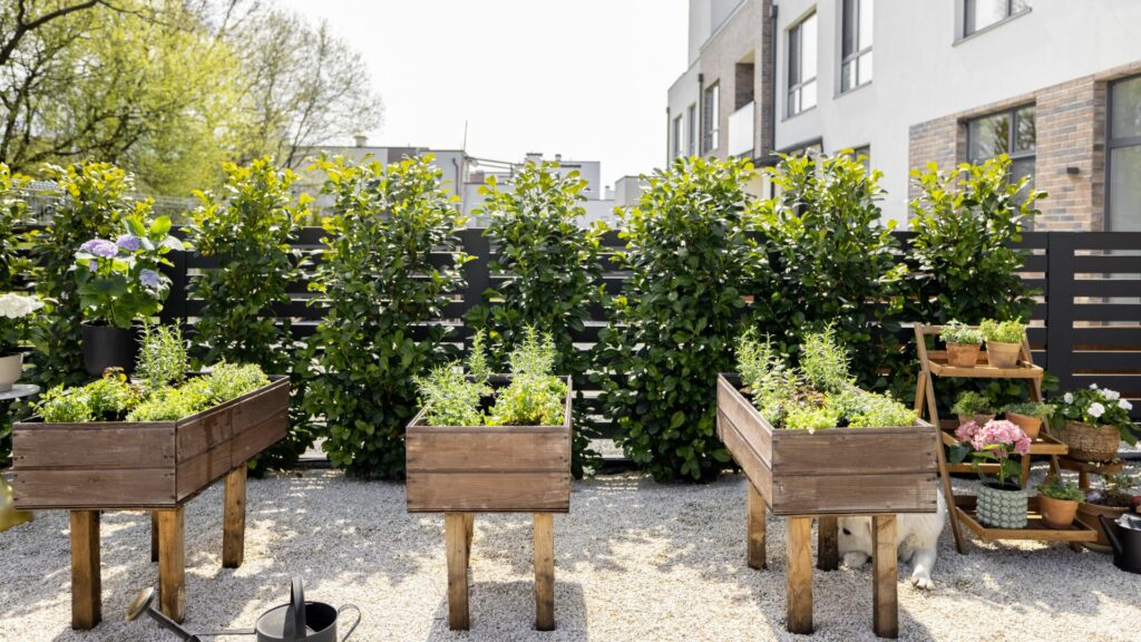 jardinière sur une terrasse